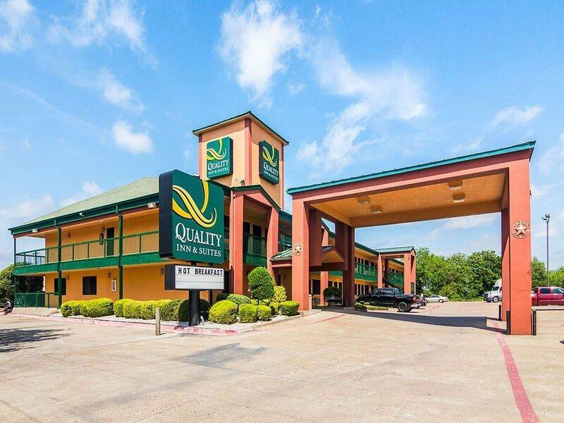Quality Inn & Suites Garland - East Dallas Bagian luar foto