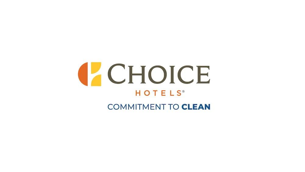Quality Inn & Suites Garland - East Dallas Bagian luar foto