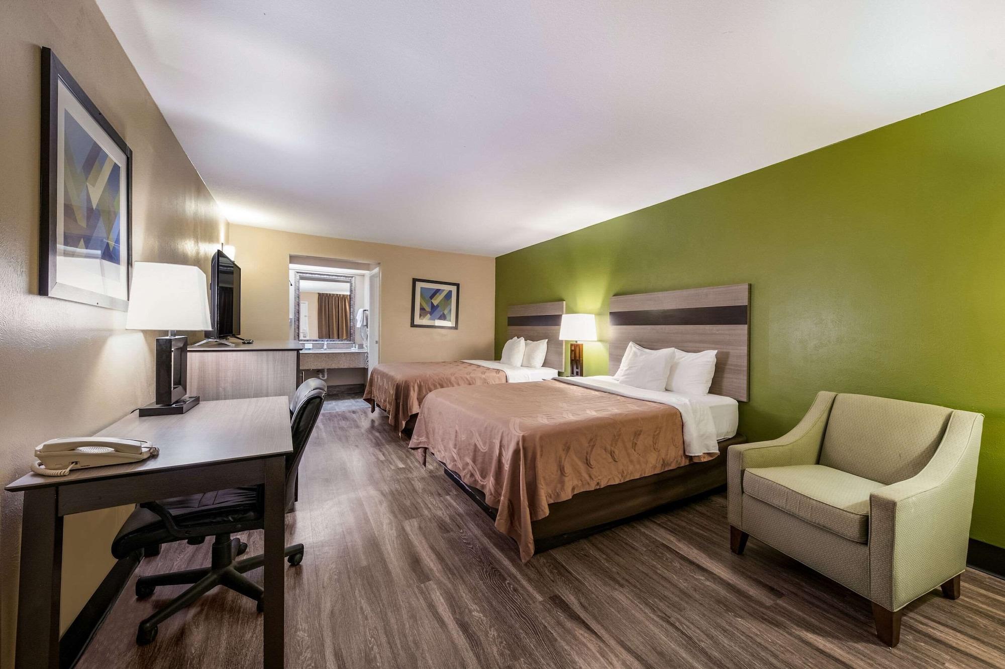 Quality Inn & Suites Garland - East Dallas Bagian luar foto